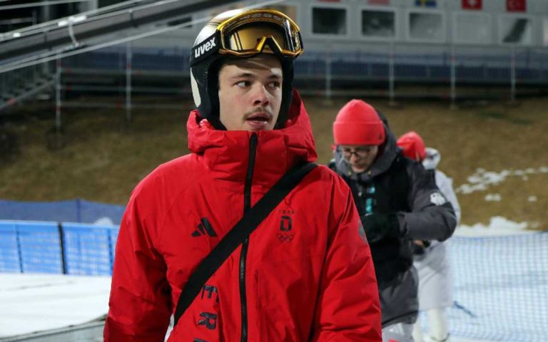 Olympiasieger Philipp Raimund am Kulm: Die Rückkehr in den Weltcup-Alltag und die Faszination Skifliegen Olympiasieger Philipp Raimund am Kulm: Die Rückkehr in den Weltcup-Alltag und die Faszination Skifliegen