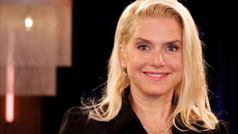 Jeanette Biedermann offenbar schwanger: Was unverheiratete Paare 2026 finanziell beachten müssen