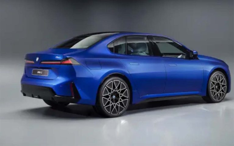 BMWs Schicksalsmodell: Oliver Zipse enthüllt den neuen vollelektrischen 3er der „Neuen Klasse“