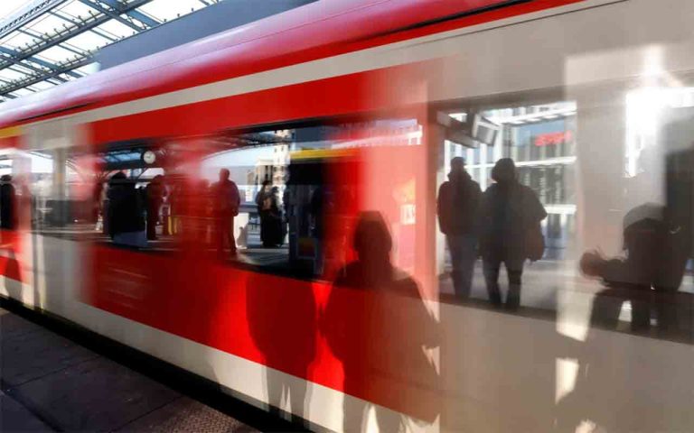 Führerschein-Reform 2027: Wie die Bundesregierung die Kosten für die Fahrerlaubnis drastisch senken will Führerschein-Reform 2027: Wie die Bundesregierung die Kosten für die Fahrerlaubnis drastisch senken will