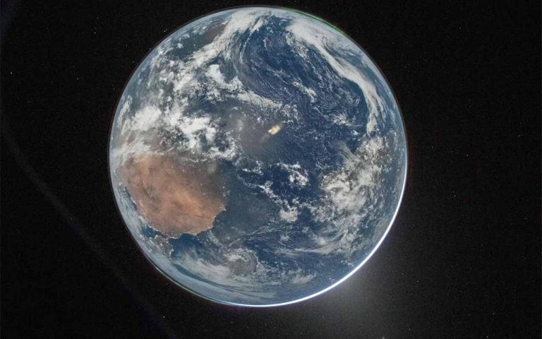 Artemis 2: Amerikas historische Rückkehr zum Mond und der Beginn einer neuen Ära Artemis 2: Amerikas historische Rückkehr zum Mond und der Beginn einer neuen Ära