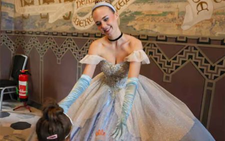 Magisches Prinzessinnen Puppenhaus Schloss – Musik & Licht Spielset Für Kleinkinder Ab 3 Jahren