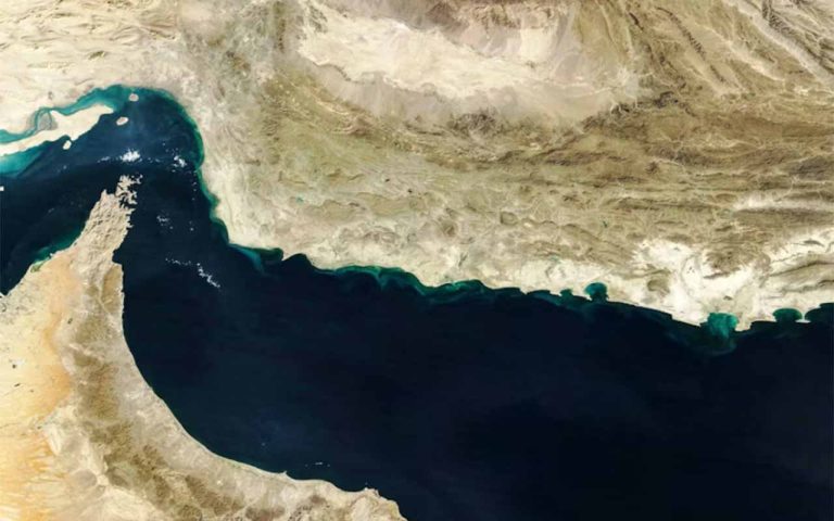 Eskalation am Nadelöhr der Weltwirtschaft: Die geopolitische Krise um die Blockade der Straße von Hormus