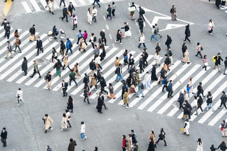 Japans Bevölkerung fällt auf den niedrigsten Stand seit Beginn der Aufzeichnungen Japan, Bevölkerung Japan, Volkszählung, demografischer Wandel, Hokkaido, Tokio, Okinawa, Haushalte Japan, Bevölkerungsentwicklung, Einwohnerzahl Japan