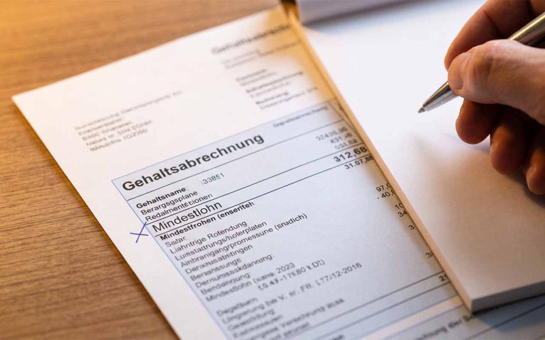 Wann steigt der Mindestlohn 2026 in Deutschland — und um wie viel?