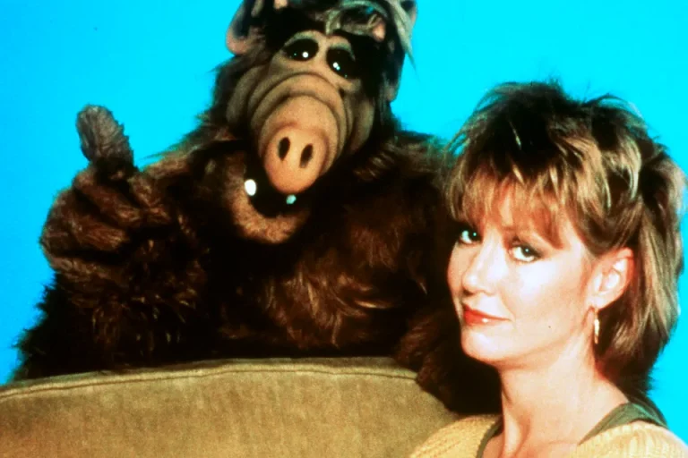 Anne Schedeen, Star aus „ALF“, ist tot: Schauspielerin der Kate Tanner im Alter von 77 Jahren gestorben Die „ALF“-Schauspielerin Anne Schedeen ist im Alter von 77 Jahren gestorben. Bekannt wurde sie weltweit durch ihre Rolle als Kate Tanner in der Kultserie.
