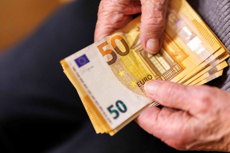 Ab Juli 2026 steigen die gesetzlichen Renten und Versorgungsbezüge in Deutschland. Alle Auszahlungstermine und Erhöhungen für Pensionäre im Überblick.