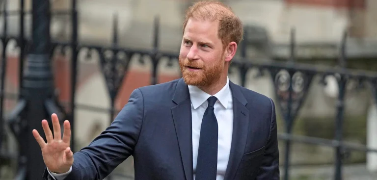 Prinz Harry kann während seines Großbritannien-Besuchs nicht im Buckingham-Palast übernachten. Der Palast verweist auf organisatorische Gründe.