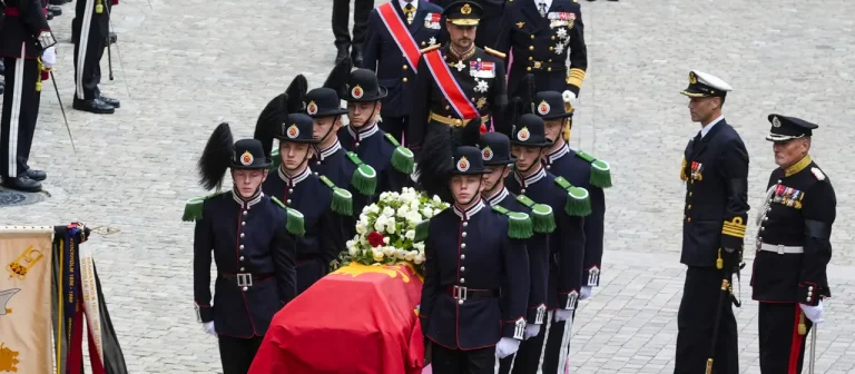 Norwegen nimmt Abschied von König Harald V. In Oslo wurde König Harald V. beigesetzt. Mehr als 100.000 Menschen, europäische Monarchen und internationale Staatsgäste nahmen Abschied