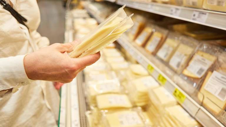 Sechs Käsesorten wegen Listerien deutschlandweit zurückgerufen In Deutschland werden sechs Käsesorten wegen Listerien zurückgerufen. Betroffen sind Produkte mit Mindesthaltbarkeitsdaten bis zum 30. Oktober 2026.